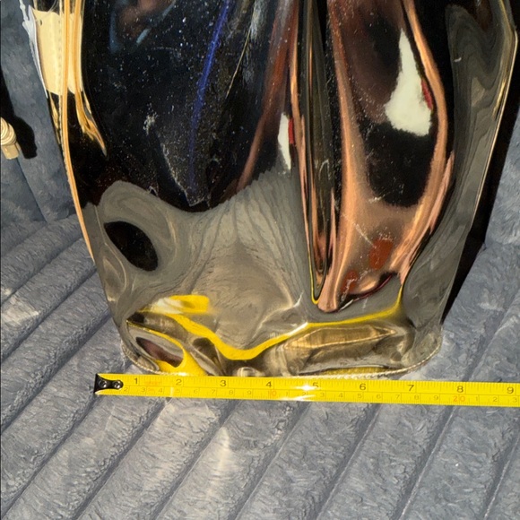 BNWT Bath & Body Works Gold Metallic Drawstring Bucket Bag - Picture 5 of 6